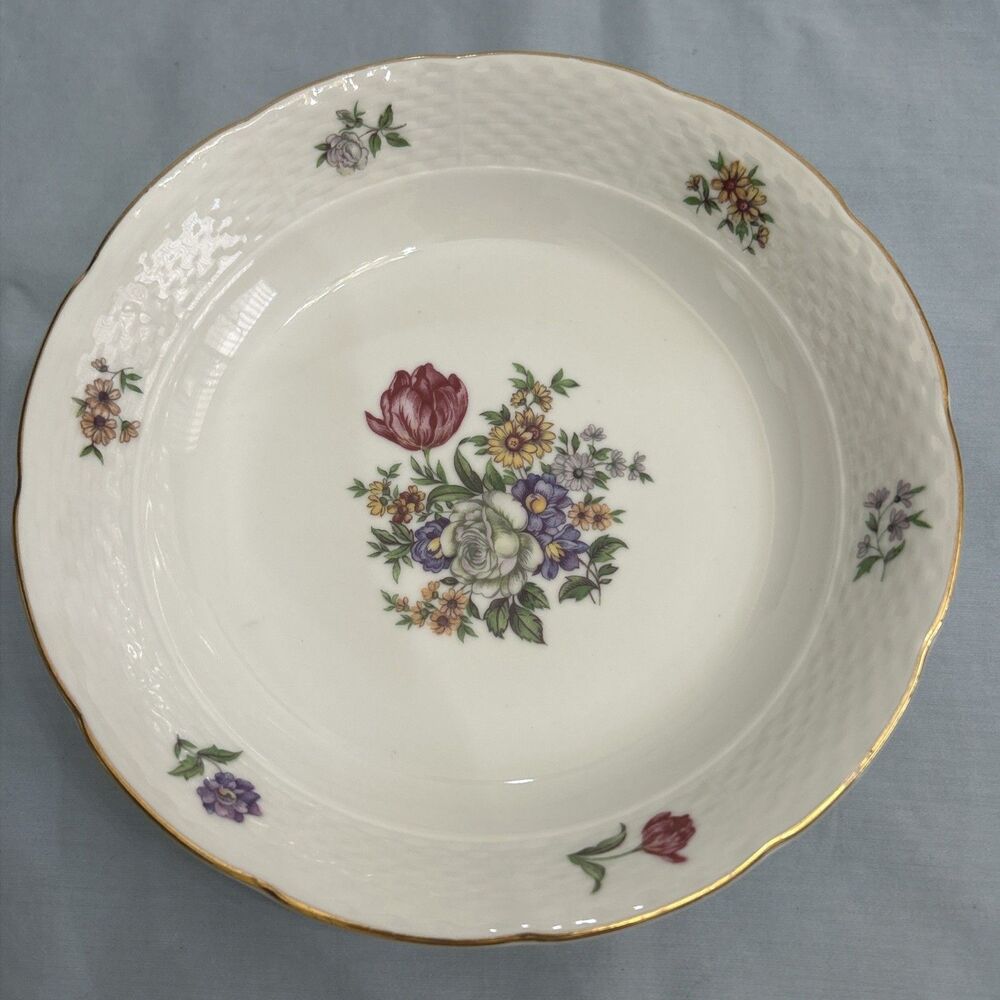 Vintage TK Thun Stamped Czechoslovakia porcelain serving Bowl #37